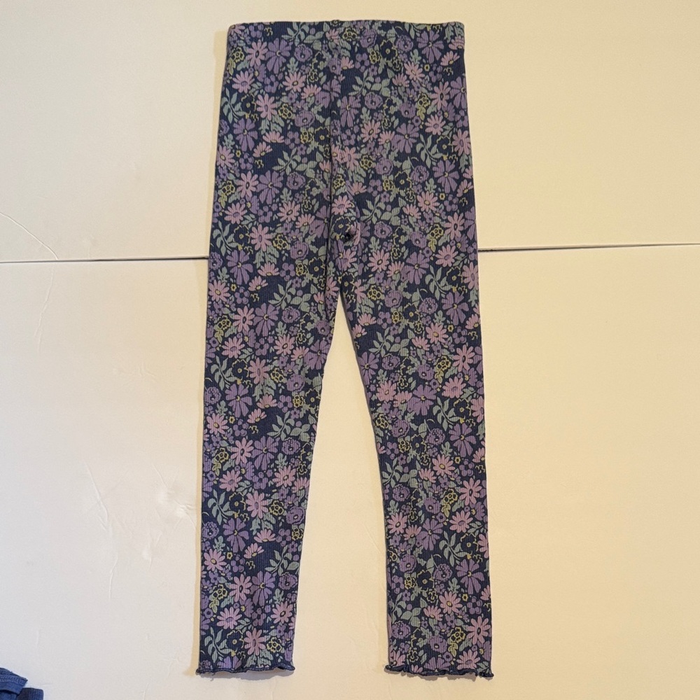 Deal 2 for $10 Girls, 5T, Okie Dokie Purple Floral Kids Leggings Set. EUC - Picture 4 of 7